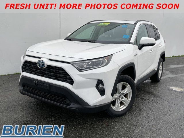 2021 Toyota RAV4 Hybrid XLE