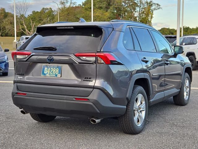 2021 Toyota RAV4 Hybrid XLE