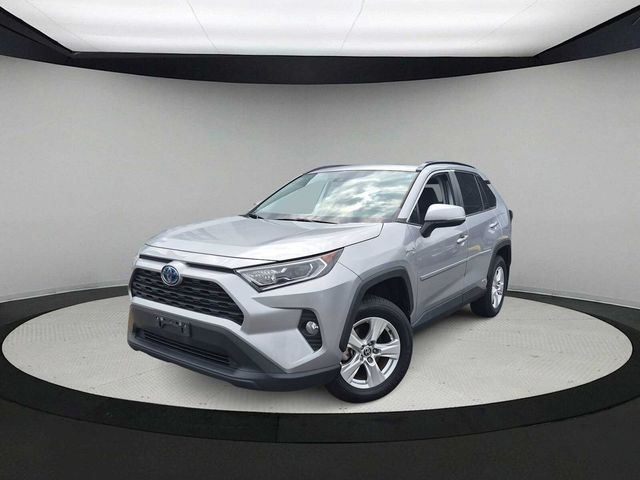 2021 Toyota RAV4 Hybrid XLE
