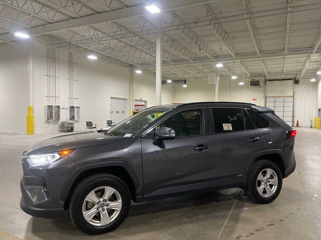 2021 Toyota RAV4 Hybrid XLE