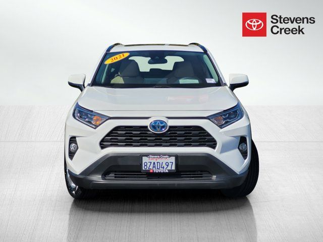 2021 Toyota RAV4 Hybrid XLE