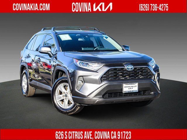 2021 Toyota RAV4 Hybrid XLE