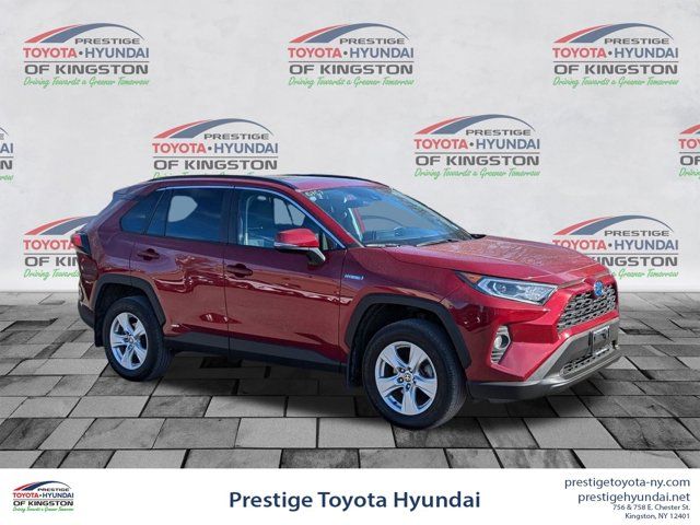 2021 Toyota RAV4 Hybrid XLE