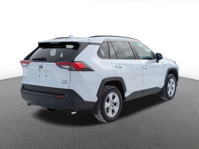 2021 Toyota RAV4 Hybrid XLE