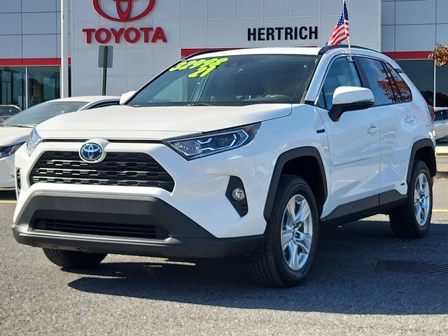 2021 Toyota RAV4 Hybrid XLE