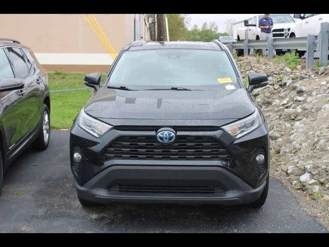 2021 Toyota RAV4 Hybrid XLE