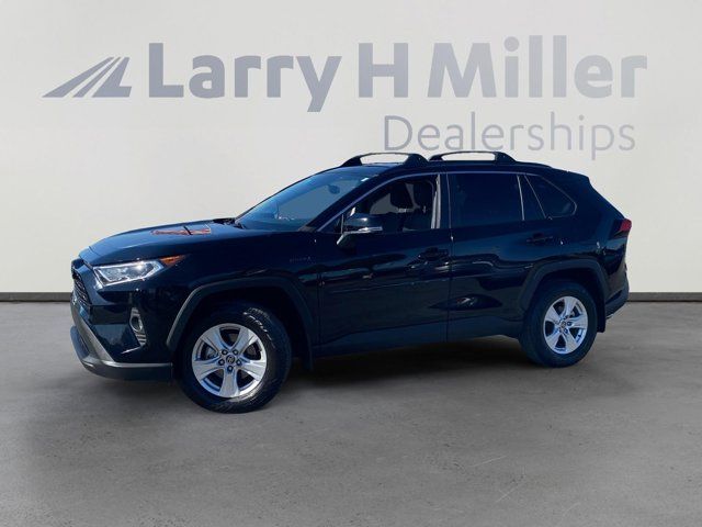 2021 Toyota RAV4 Hybrid XLE