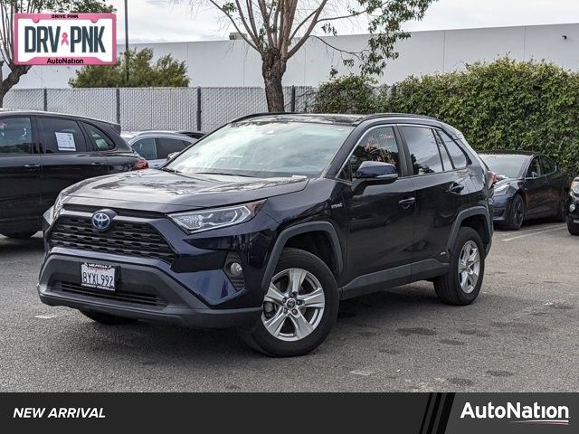 2021 Toyota RAV4 Hybrid XLE