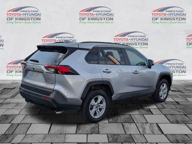 2021 Toyota RAV4 Hybrid XLE