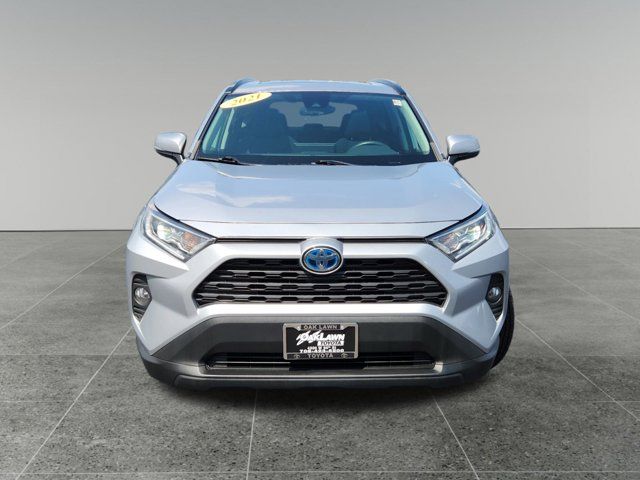 2021 Toyota RAV4 Hybrid XLE