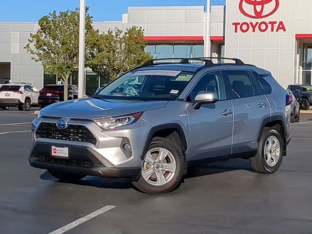 2021 Toyota RAV4 Hybrid XLE