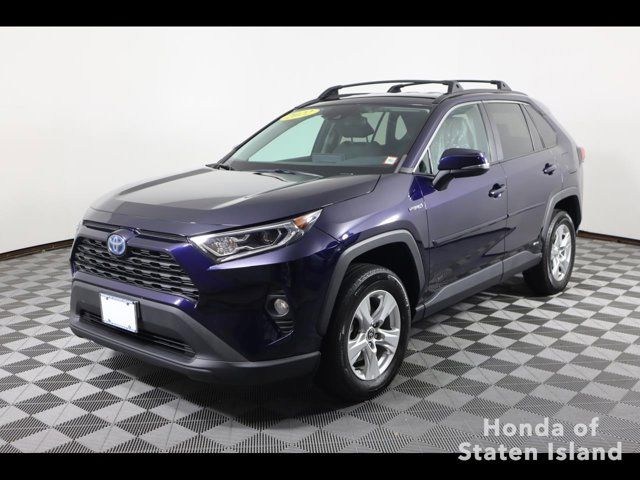 2021 Toyota RAV4 Hybrid XLE