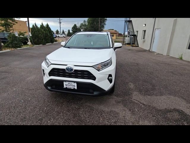 2021 Toyota RAV4 Hybrid XLE