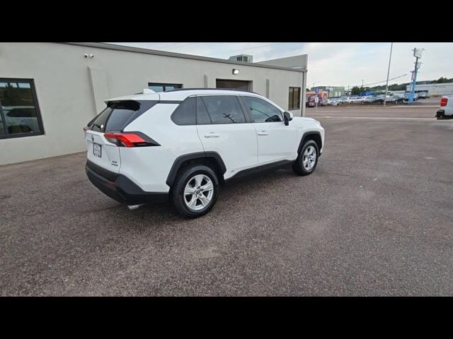 2021 Toyota RAV4 Hybrid XLE