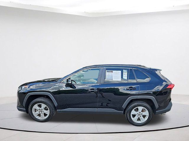 2021 Toyota RAV4 Hybrid XLE