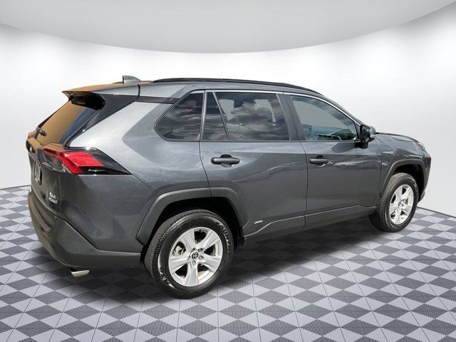 2021 Toyota RAV4 Hybrid XLE