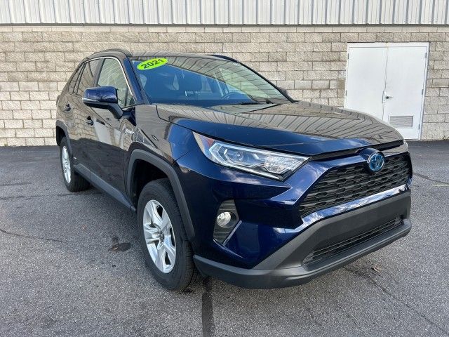 2021 Toyota RAV4 Hybrid XLE