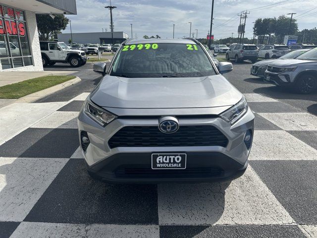 2021 Toyota RAV4 Hybrid XLE