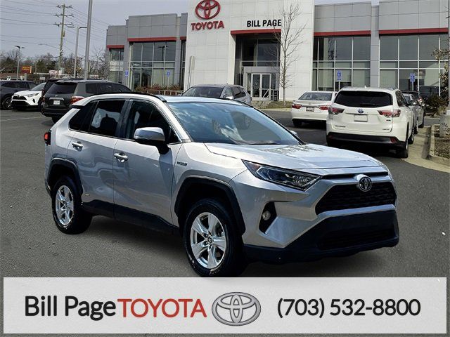 2021 Toyota RAV4 Hybrid XLE