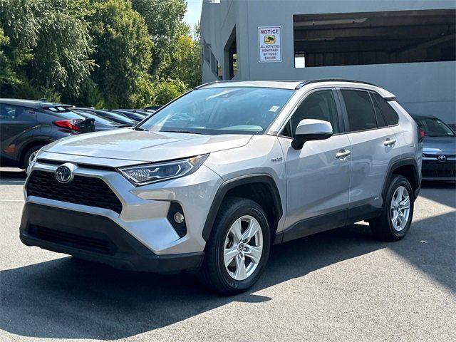 2021 Toyota RAV4 Hybrid XLE