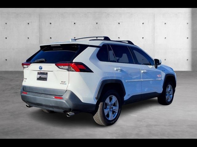 2021 Toyota RAV4 Hybrid XLE