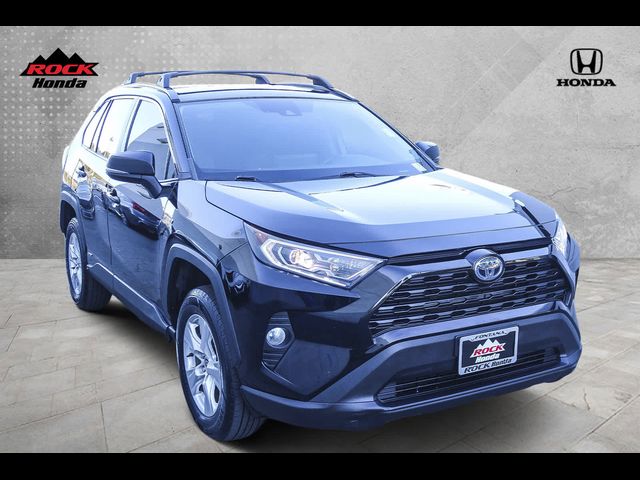 2021 Toyota RAV4 Hybrid XLE