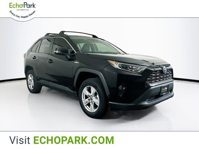 2021 Toyota RAV4 Hybrid XLE