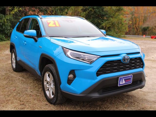 2021 Toyota RAV4 Hybrid XLE