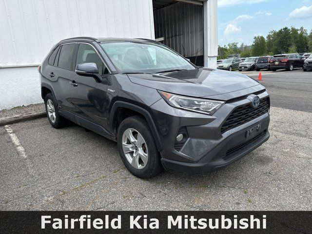 2021 Toyota RAV4 Hybrid XLE