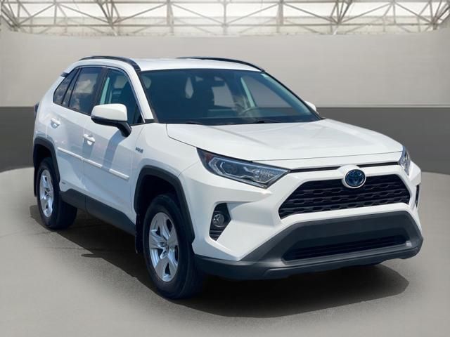 2021 Toyota RAV4 Hybrid XLE