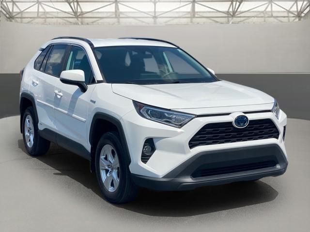 2021 Toyota RAV4 Hybrid XLE