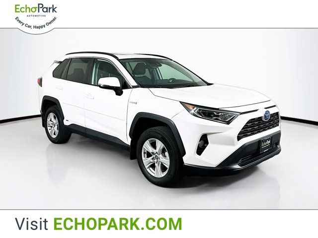 2021 Toyota RAV4 Hybrid XLE