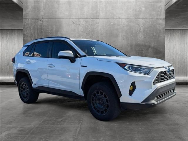 2021 Toyota RAV4 Hybrid XLE