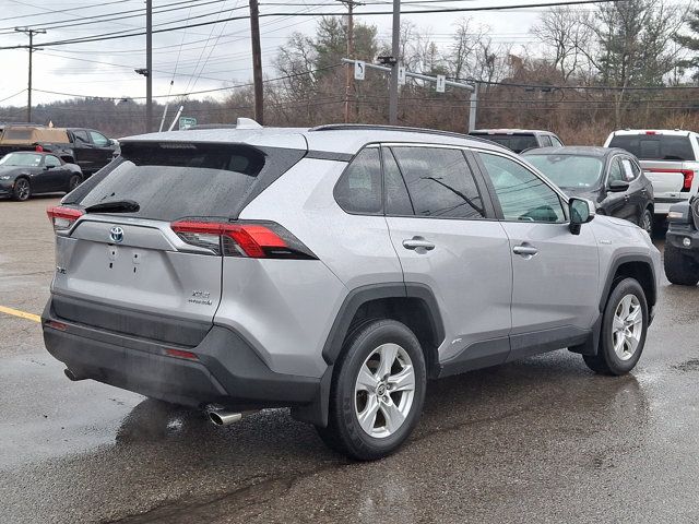 2021 Toyota RAV4 Hybrid XLE