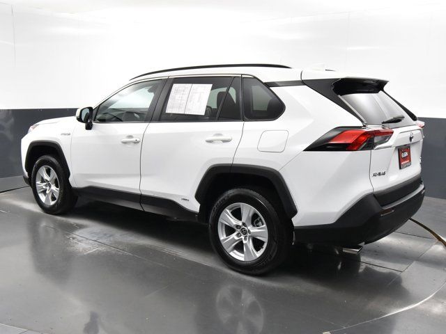 2021 Toyota RAV4 Hybrid XLE