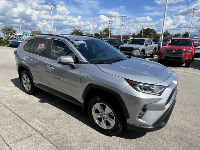 2021 Toyota RAV4 Hybrid XLE