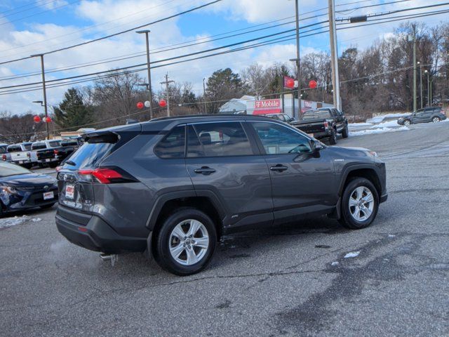 2021 Toyota RAV4 Hybrid XLE