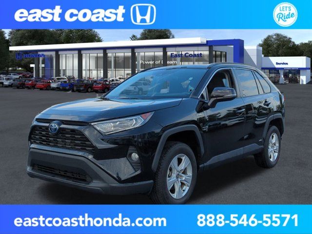 2021 Toyota RAV4 Hybrid XLE