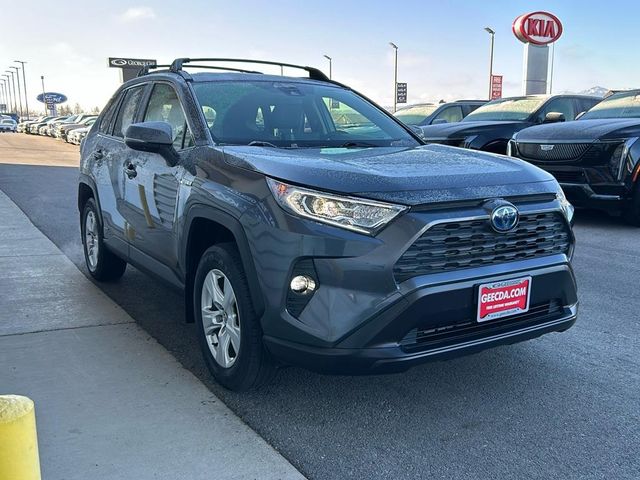 2021 Toyota RAV4 Hybrid XLE