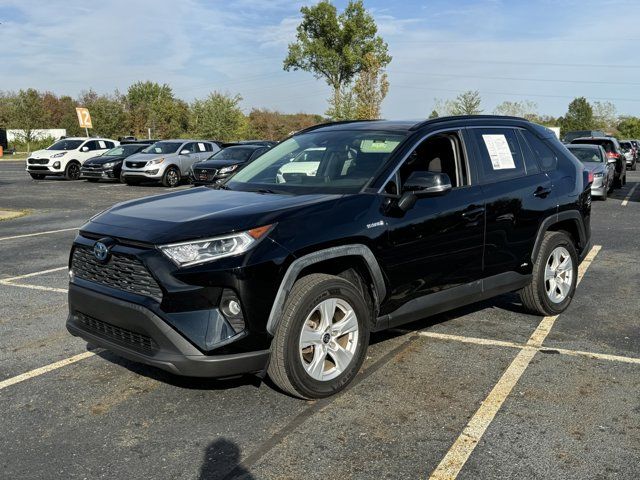 2021 Toyota RAV4 Hybrid XLE