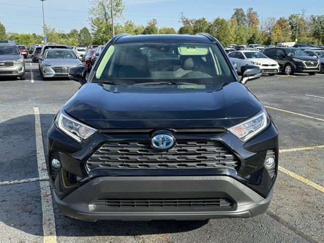 2021 Toyota RAV4 Hybrid XLE