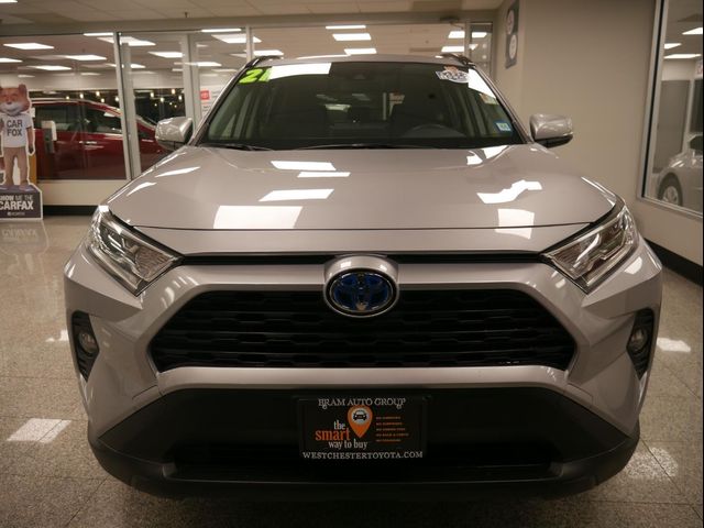 2021 Toyota RAV4 Hybrid XLE