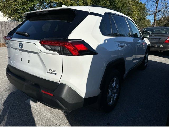 2021 Toyota RAV4 Hybrid XLE