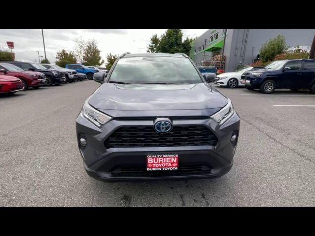 2021 Toyota RAV4 Hybrid XLE