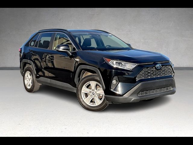 2021 Toyota RAV4 Hybrid XLE