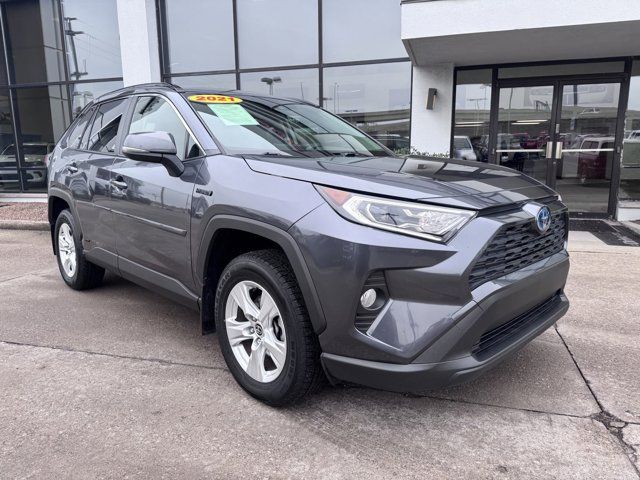 2021 Toyota RAV4 Hybrid XLE