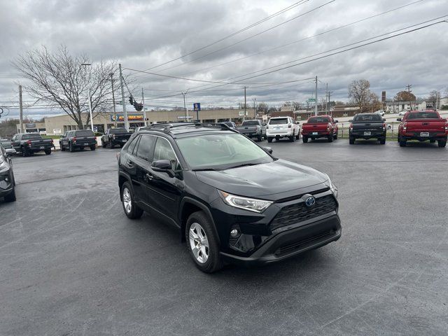 2021 Toyota RAV4 Hybrid XLE