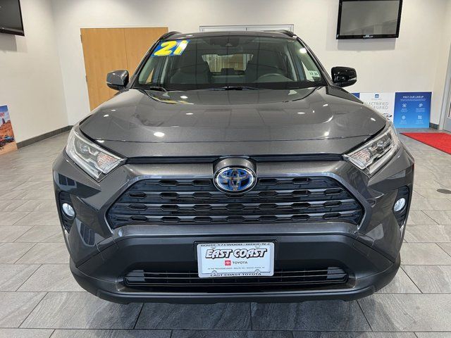 2021 Toyota RAV4 Hybrid XLE