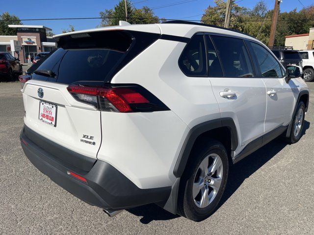 2021 Toyota RAV4 Hybrid XLE