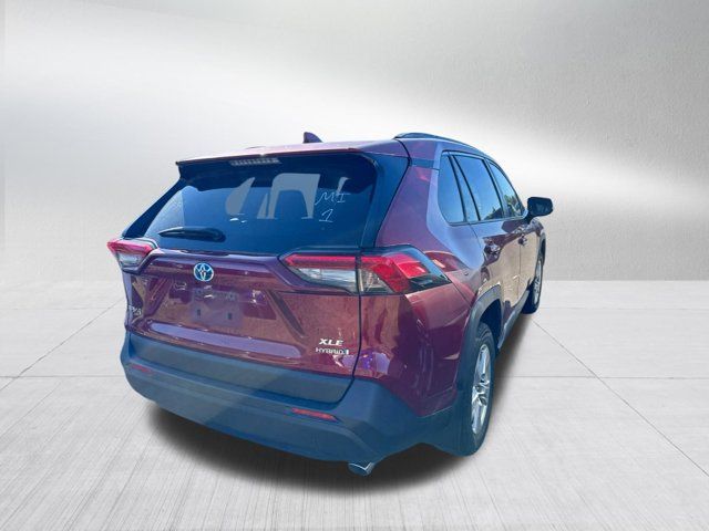 2021 Toyota RAV4 Hybrid XLE